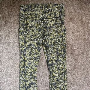 Lululemon fast and free crops